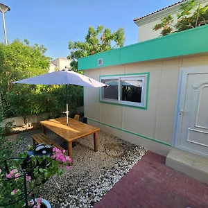 Bungalow 8 - Luxury 1-bedroom In Jvt Guest house Dubai